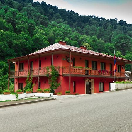 Ariana Family Hotel 딜리잔 외부 사진