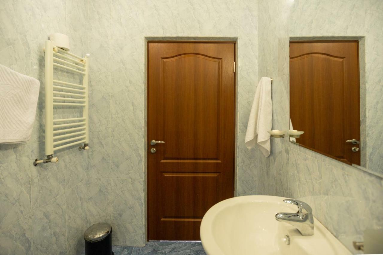 Ariana Family Hotel 딜리잔 외부 사진