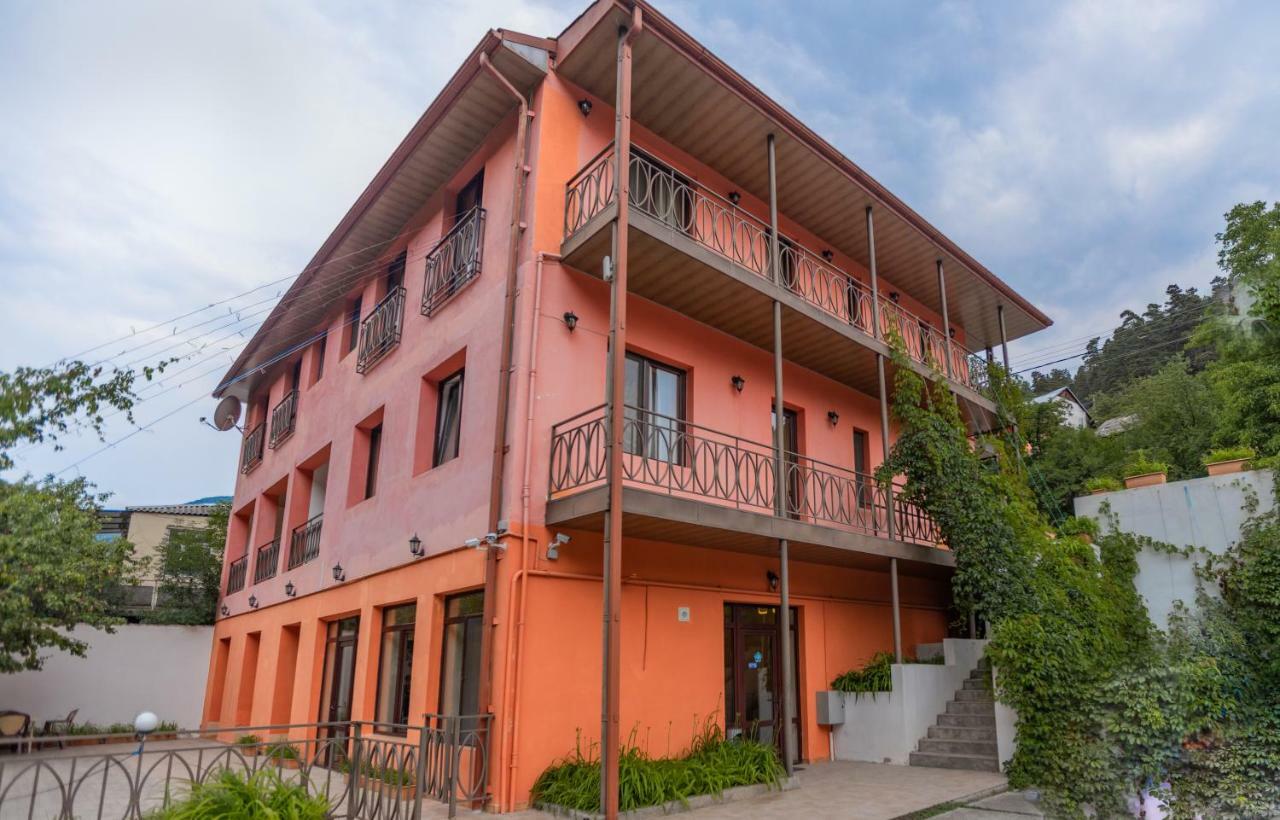 Ariana Family Hotel 딜리잔 외부 사진