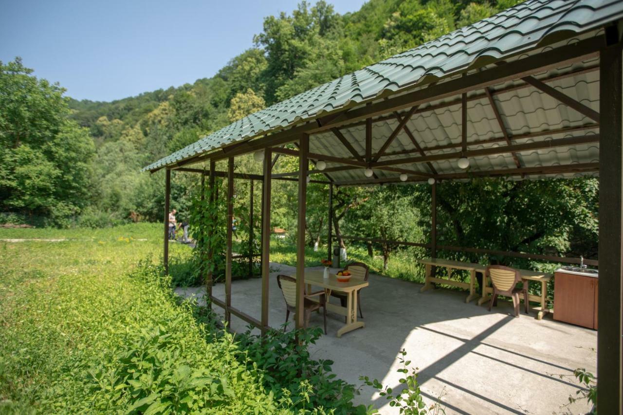 Ariana Family Hotel 딜리잔 외부 사진