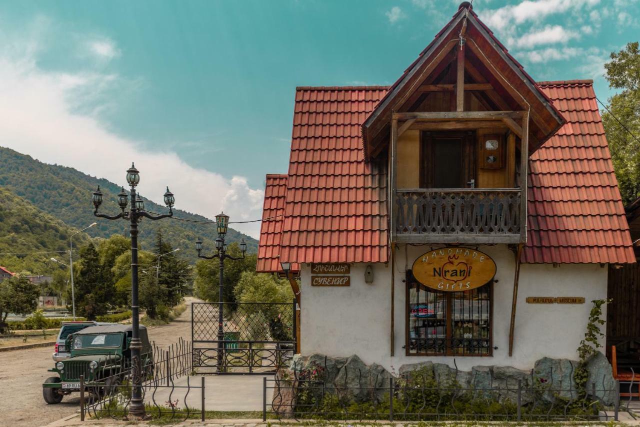 Ariana Family Hotel 딜리잔 외부 사진
