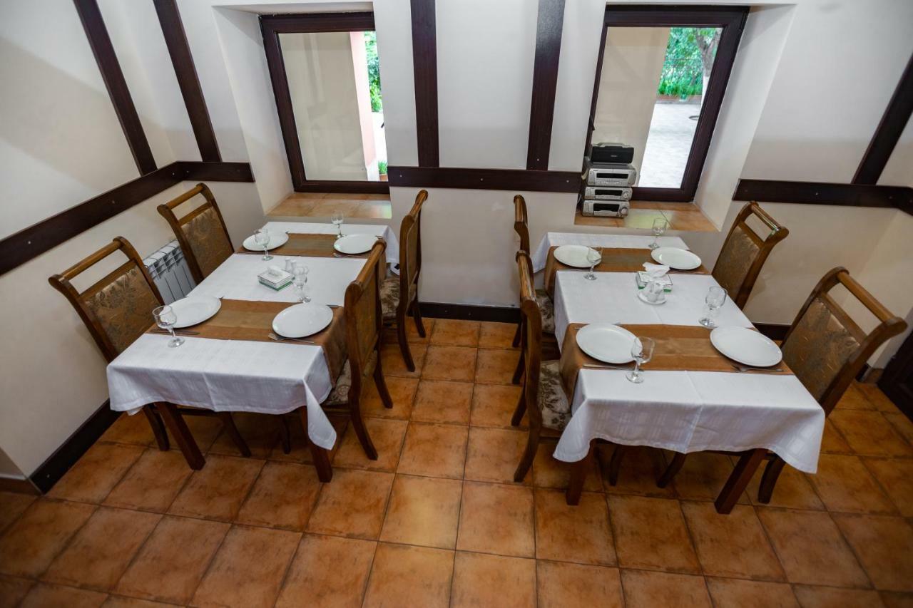 Ariana Family Hotel 딜리잔 외부 사진