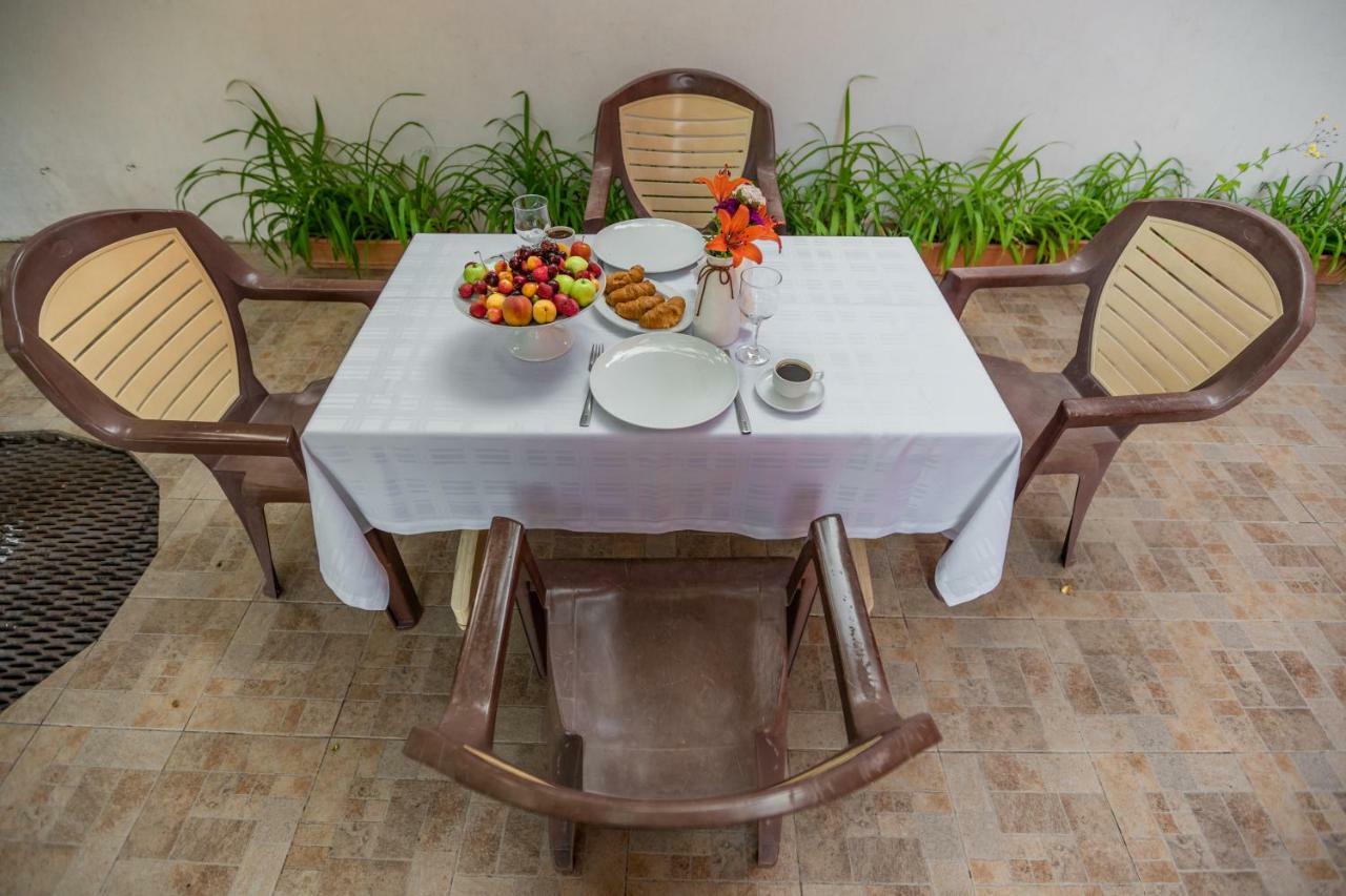 Ariana Family Hotel 딜리잔 외부 사진